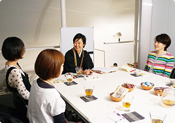 友絢さんとお茶を飲む日