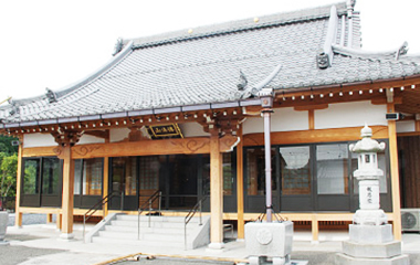 新しくなった淨福寺本堂。